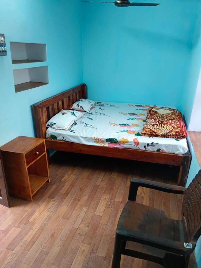 Sankardev Guest House D24 35 Varanasi Exteriör bild
